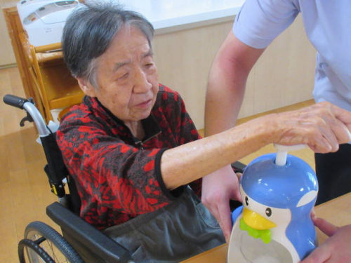 プライムハイツ春江「かき氷を食べよう☆」
