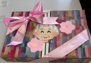 ひまわりの丘　『ロバ隊長』贈呈