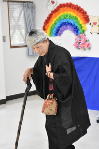 東尋坊ハイツ　　　「東尋坊ハイツに謎のパフォーマー現れる！！」